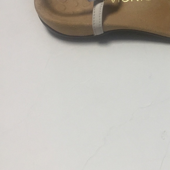 𝅺Vionic Rest Nala T-strap white sandal thong size 7 - Picture 4 of 6